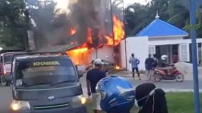 Si Jago Merah Beraksi, melahap Satu Unit Rumah di Batu Bara