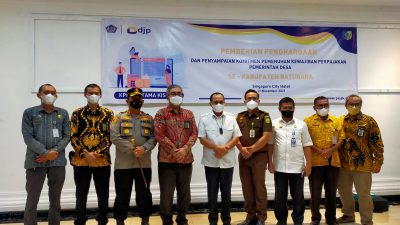 Bupati Bersama Kapolres Beri Piagam Komitmen WP Pemkab Batubara