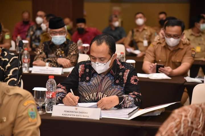Bupati Batubara Rapat Sinkron Kebijakan Fiskal APBN dan APBD