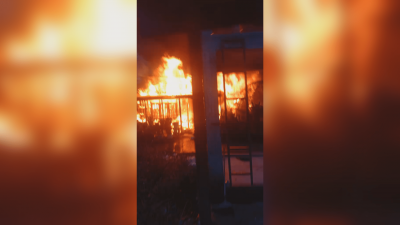 Si Jago Merah Ngamuk, Dua Rumah Di Tanjung Tiram Rata Dengan Tanah