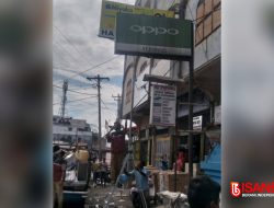 Belum Bayar Pajak, Sejumlah Reklame Di Tanjung Tiram Dibongkar Paksa 12 Belum Bayar Pajak, Sejumlah Reklame Di Tanjung Tiram Dibongkar Paksa