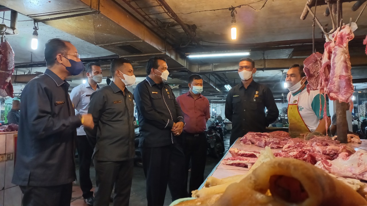 Jelang Nataru, Suwarno Pantau Harga Bahan Pokok di Pasar Petisah
