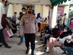 Ratusan Warga Antusias Ikuti Vaksinasi di Polres Batu Bara