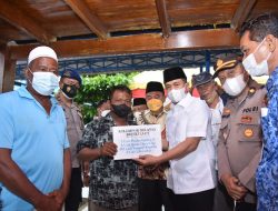 Bupati Batu Bara Serahkan Bantuan Perahu dan Alat Tangkap Kepada Nelayan 7 Bupati Batu Bara Serahkan Bantuan Perahu dan Alat Tangkap Kepada Nelayan