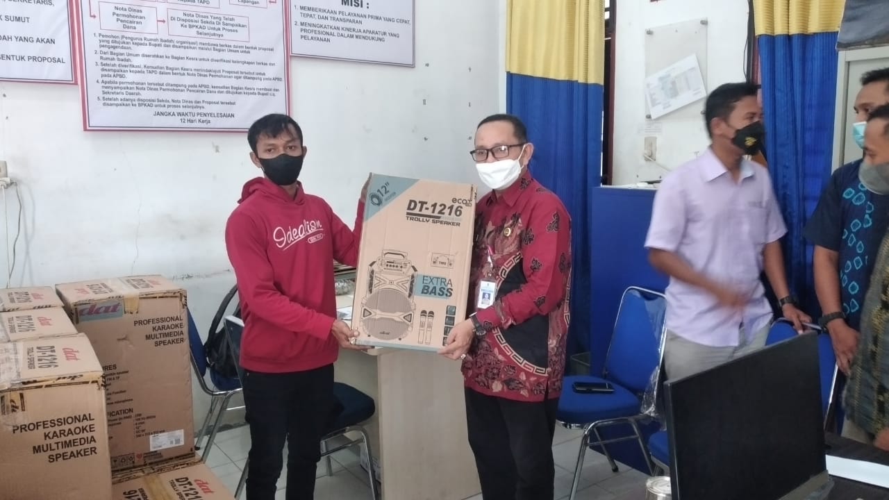 Pemkab Batu Bara Salurkan Bantuan Sound System untuk Kelompok Pengajian