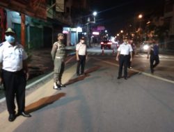Antisipasi Penyebaran Covid -19, Tim Gabungan Sekat Jalan di Medan 13 Antisipasi Penyebaran Covid -19, Tim Gabungan Sekat Jalan di Medan