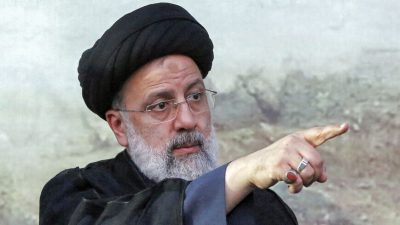 Iran Akan Balas Dendam Atas Kematian Soleimani Jika Trump Tak Diadili