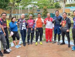 Jaga Kebugaran, Direksi PUD Pasar dan Staf Gelar Gowes