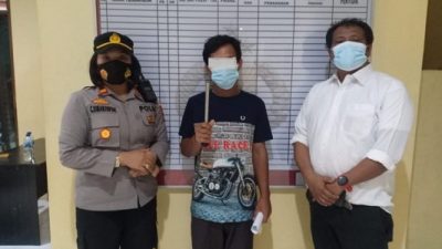 Aksi Supir Angkot Acungkan Gagang Porseneling Viral, Polisi Amankan Ronal