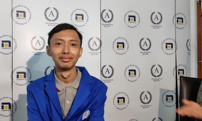 Siapa Sebenarnya Ghozali?