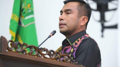 Wabup Hadiri Pelantikan Jhony Efendi Siahaan Jadi Anggota DPRD Labura