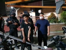 Bobby Patroli Malam, Temukan Kerumunan di Jalan Dr Mansyur 6 Bobby Patroli Malam, Temukan Kerumunan di Jalan Dr Mansyur