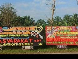 Perbatasan Binjai – Langkat Banjir Papan Bunga ‘Terima Kasih KPK’