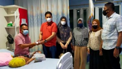 Petinggi Polsek Patumbak Besuk Aiptu Lasimo