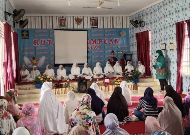 Warga Binaan Rutan Perempuan Medan Khatam Qur'an