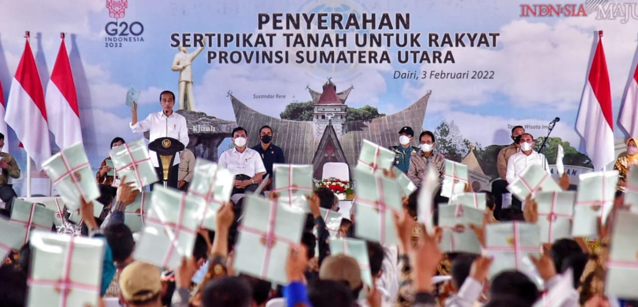 Jokowi Bagikan 600 Sertifikat Tanah di Dairi, Gubsu : Wujud Keadilan