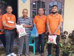 Pewarta Santuni Tukang Parkir dan Wartawan Sakit 4 Pewarta Santuni Tukang Parkir dan Wartawan Sakit