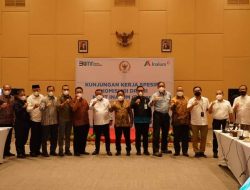 Wabup Batubara Bersama Direktur Operasi dan Portofolio Sambut Kunker Komisi VII DPR RI 3 Wabup Batubara Bersama Direktur Operasi dan Portofolio Sambut Kunker Komisi VII DPR RI