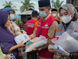 Korban Kebakaran Dapat Bantuan 15 Juta 7 Korban Kebakaran Dapat Bantuan 15 Juta