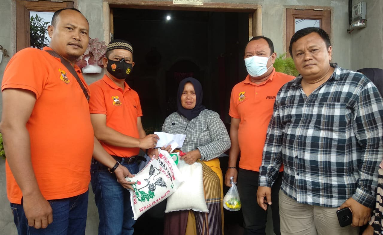 Mantan Loper Tutup Usia, Pewarta Beri Santunan