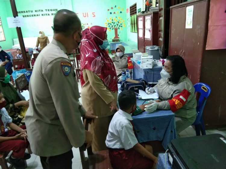 Polsek Medan Area Vaksinasi Dosis 1 & 2 Anak 6-11 Tahun