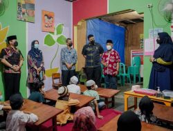 Walikota Medan Janjikan Fasilitas Belajar Anak-anak Sanggar Genius Ar Rasyiid 6 Walikota Medan Janjikan Fasilitas Belajar Anak-anak Sanggar Genius Ar Rasyiid