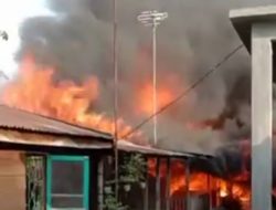 9 Rumah Rata Dengan Tanah, 5 Rusak Parah Kebakaran di Batubara 12 9 Rumah Rata Dengan Tanah, 5 Rusak Parah Kebakaran di Batubara