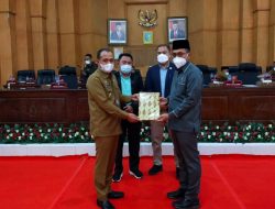 Bupati Batu Bara Sampaikan Nota Empat Ranperda 6 Bupati Batu Bara Sampaikan Nota Empat Ranperda