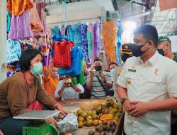 Dekan UMA Tanggapi Upaya Walikota Medan Soal UMKM 4 Dekan UMA Tanggapi Upaya Walikota Medan Soal UMKM