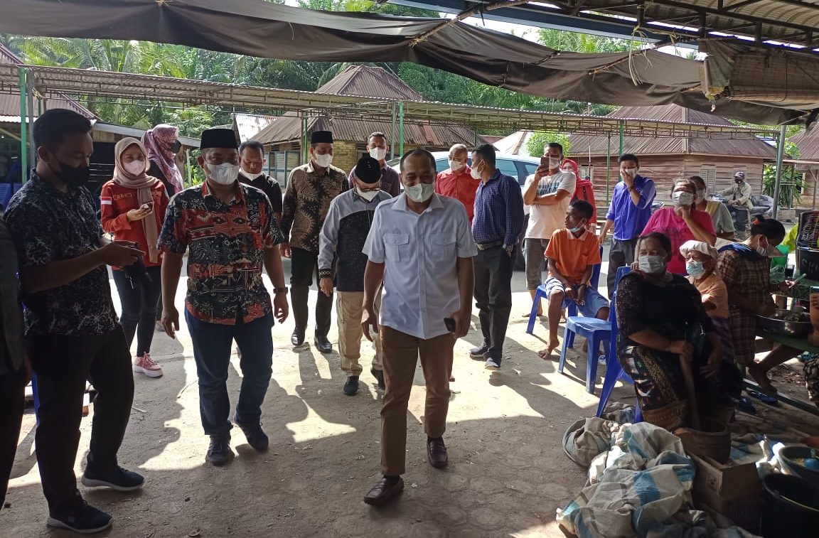 Bupati Zahir Melayat