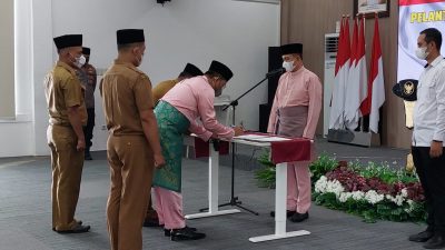51 Kepsek Dilantik, Bupati Zahir: Jangan Coba Menyalah Gunakan Jabatan