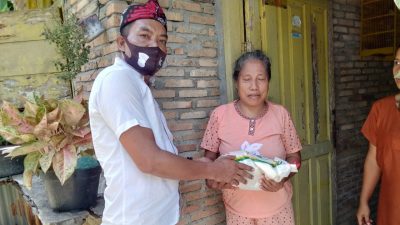 “Kadin Berbagi” Bantu Penyandang Disabilitas