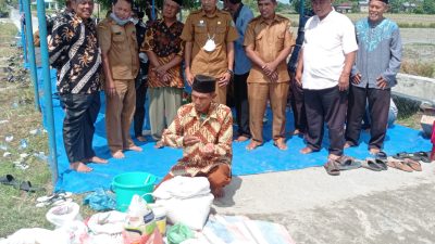 Petani Desa Tanah Rendah Gelar Syukuran
