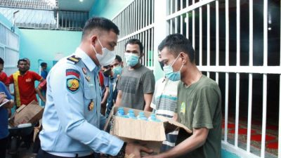Rutan 1 Medan Bagikan Sabun Cair ke Warga Binaan