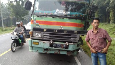 Ambulance Vs Truck Box Tronton, 1 Tewas di Jalinsum Batubara