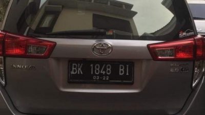 Kijang Innova PNS Raib di Toko Jam Okawa Medan