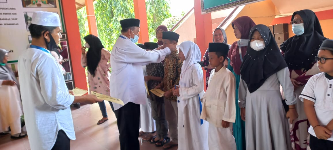 SMA Mitra Inalum Gelar Zikir Akbar dan Doa Bersama