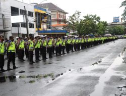 Kapolrestabes Medan Pimpin Apel Pengamanan Malam Takbiran
