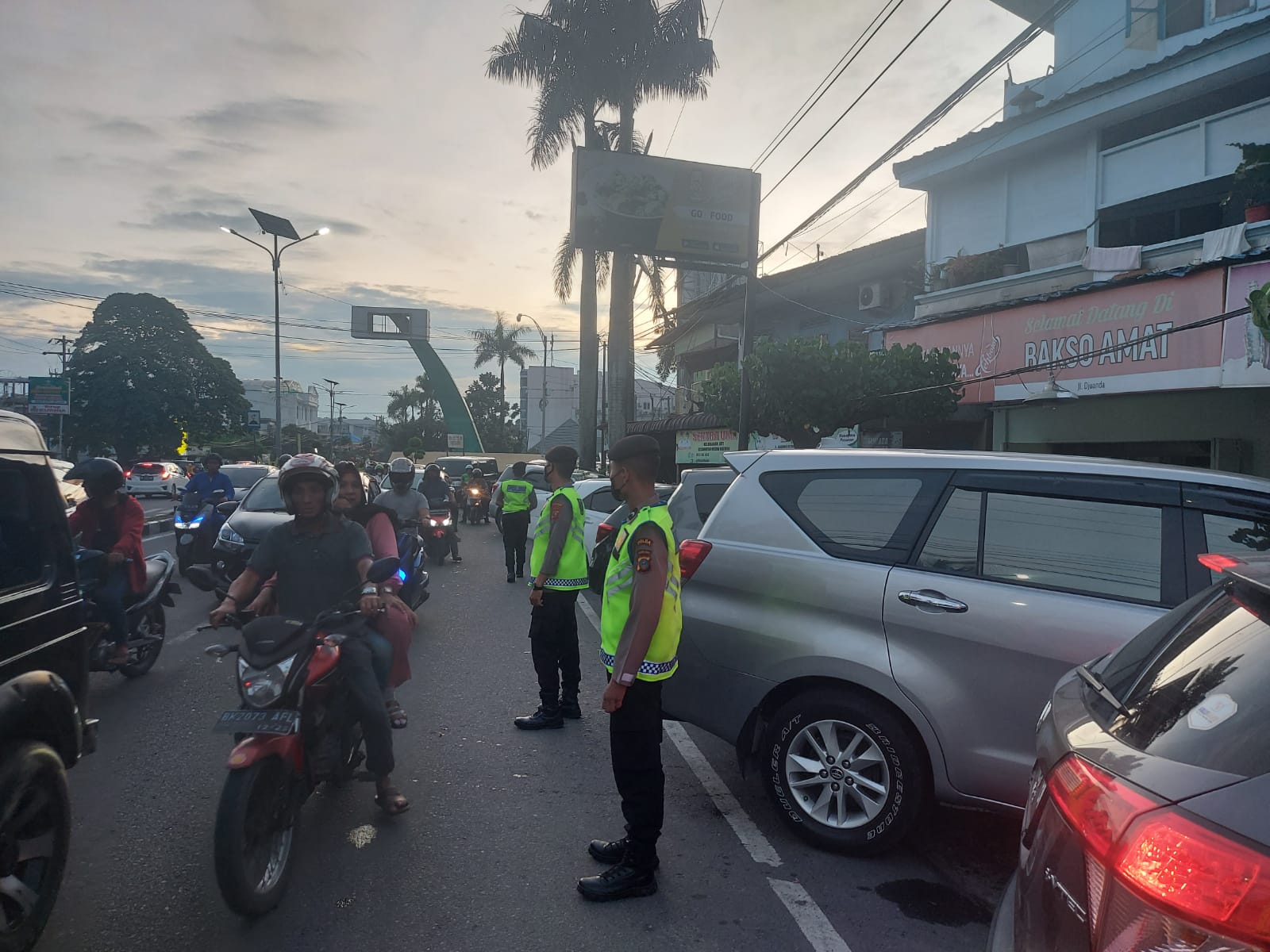 Sat Samapta Polrestabes Medan Lakukan Patroli Idul Fitri
