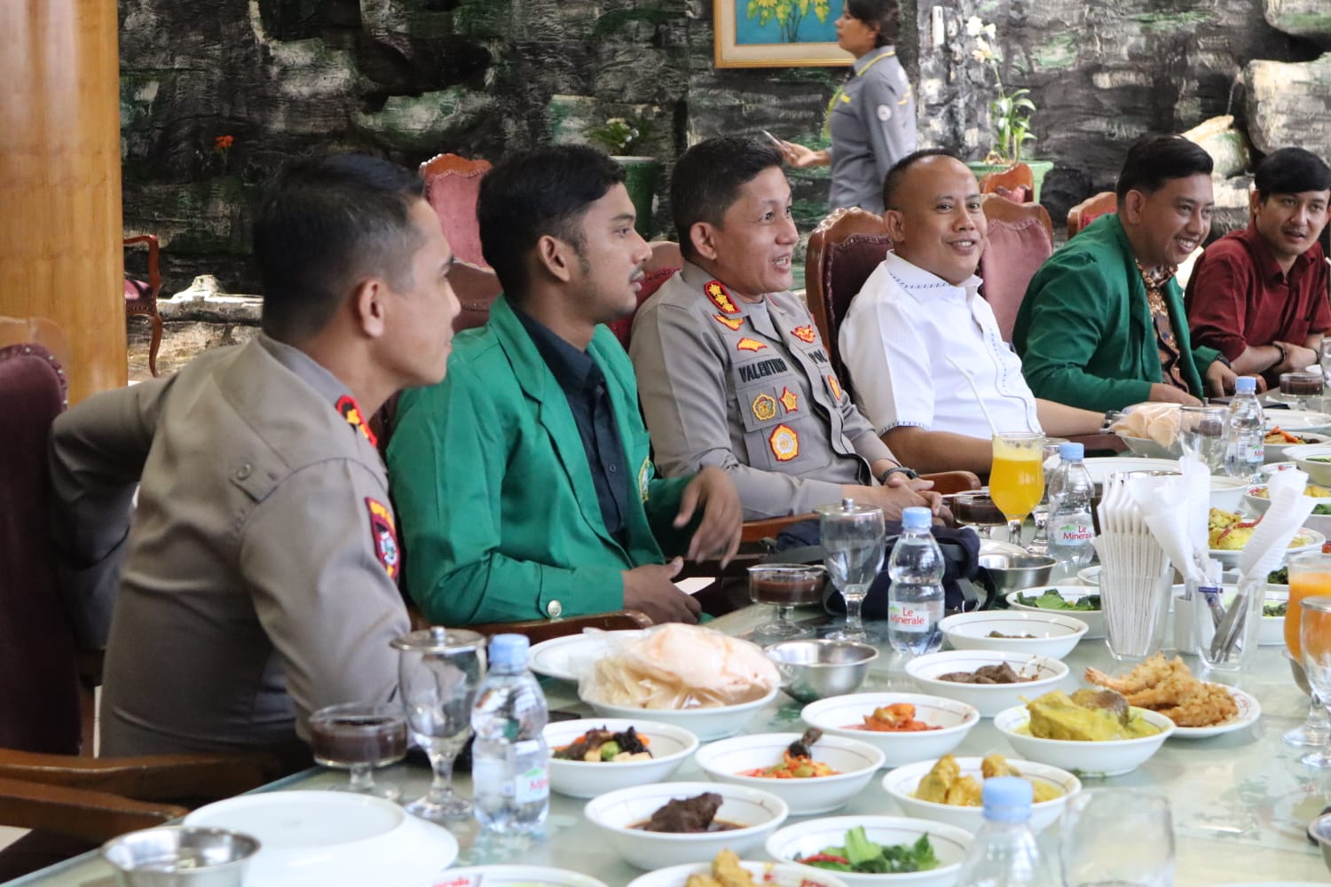 Begini Sikap Kapolrestabes Medan Kepada Mahasiswa