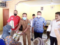 PDIP dan Kadin Batu Bara Salurkan Beras Bantuan Untuk Janda & Lansia