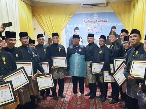 PB MABMI Beri Penghargaan 16 Pengurus, Dato’ Seri: OK Faizal Putra Batu Bara Harapan Masyarakat Melayu