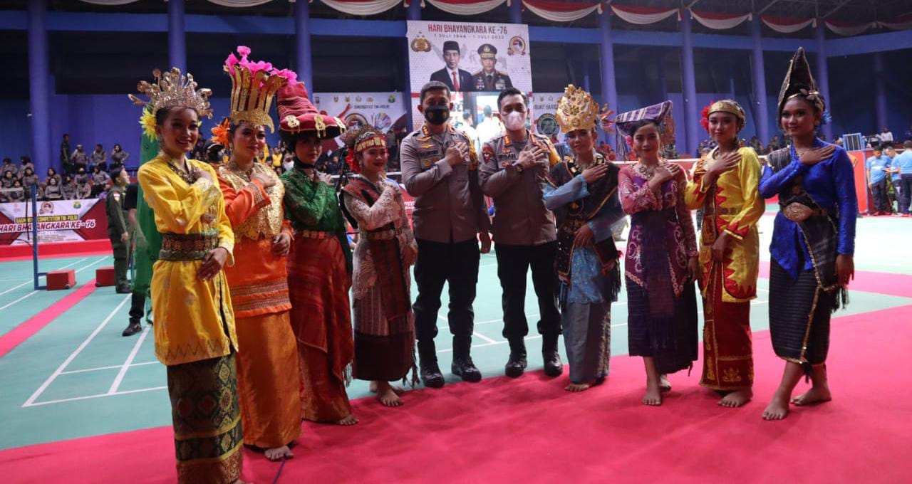 Pertandingan Badminton TNI - Polri Resmi Dibuka