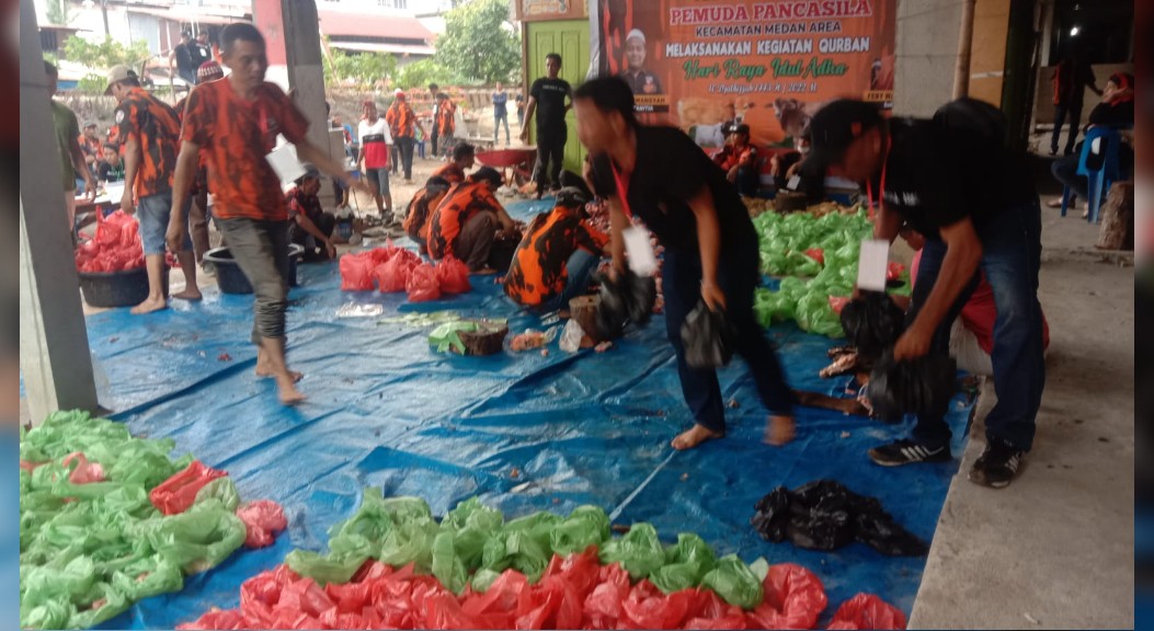 PP Medan Area Berkurban Lembu dan Kambing