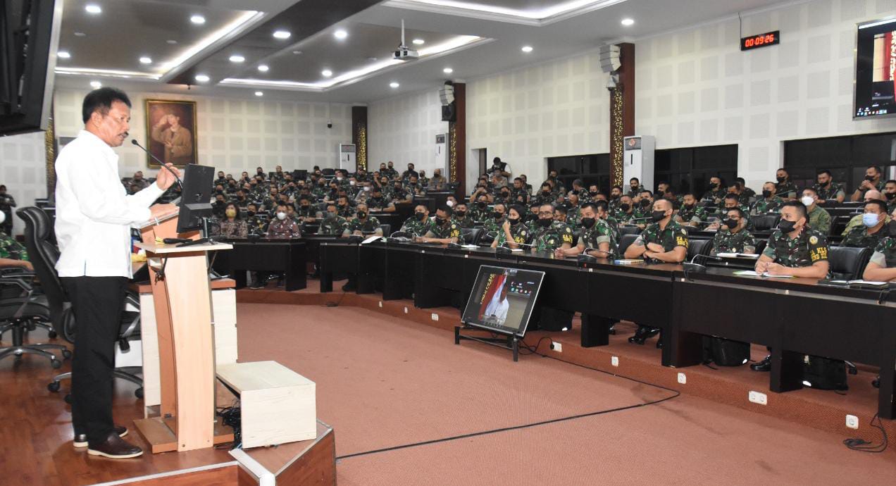 Walikota Batam Berikan Pembekalan kepada Perwira Siswa Dikreg LXII Seskoad
