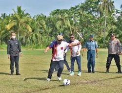 Plh Bupati Batu Bara Buka Turnamen Sepak Bola Forum Pemuda Pemudi Kuala Tanjung CUP 2022