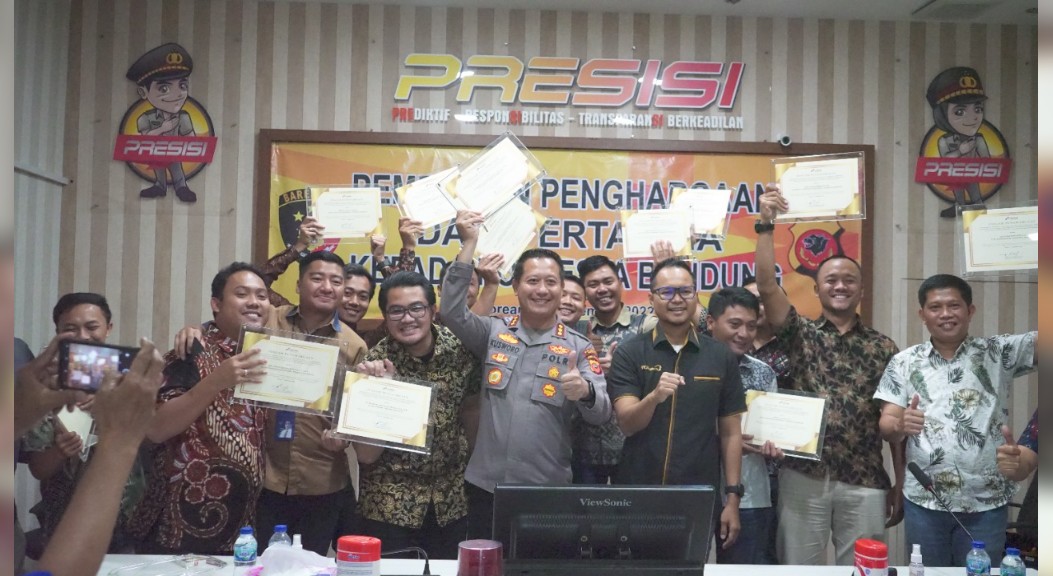 Polresta Bandung Terima Penghargaan dari Pertamina