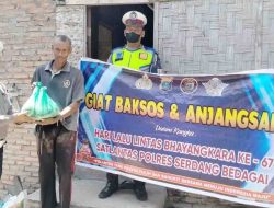 Sat Lantas Polres Sergai Berbagi Sembako ke Warga Kurang Mampu