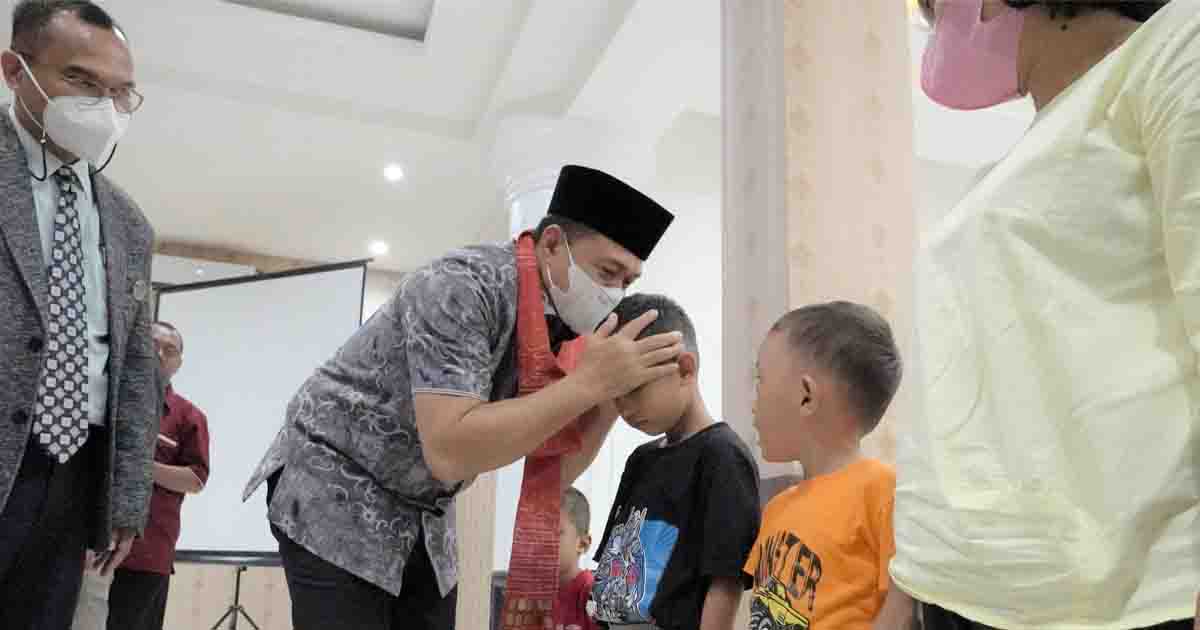 Bupati Zahir : Kepala Keluarga Harus Memiliki Integritas