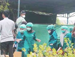 Autopsi Jenazah Santri Korban Dugaan Penganiayaan Dilakukan di TPU Sei Selayur